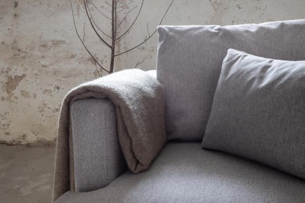 FURNLUX LÆNESTOL SOFIA GRÅ & SORT 104CM