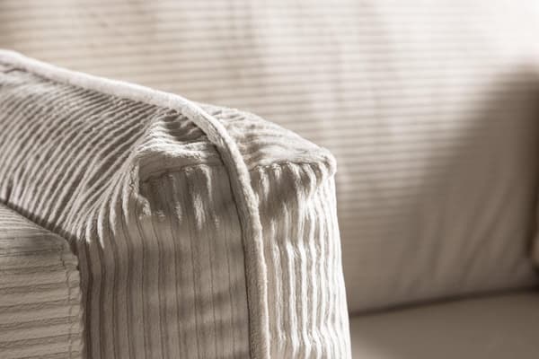 FURNLUX FÅTÖLJ BOOM CREME & GULD 110CM
