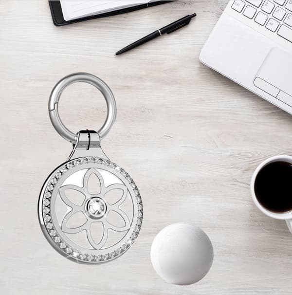 INF Premium Metal AirTag Etui: Fuld Beskyttelse & Anti-Tab Design Sølv