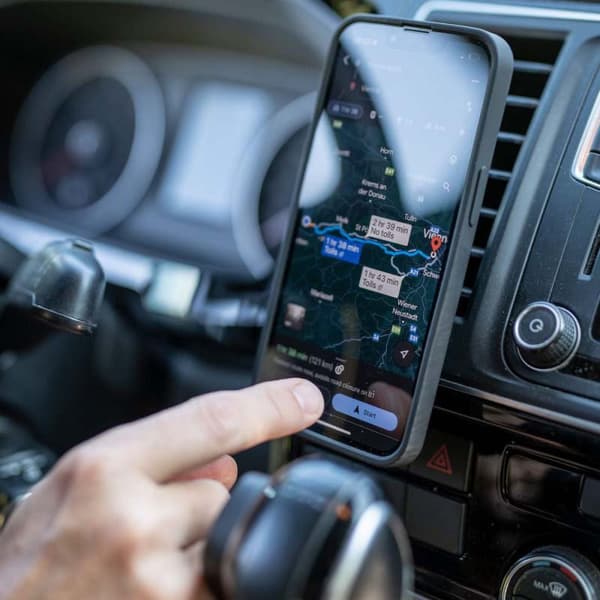 Sp Connect Auton Puhelimen Pidike Vent Mount Spc+ Hopeinen