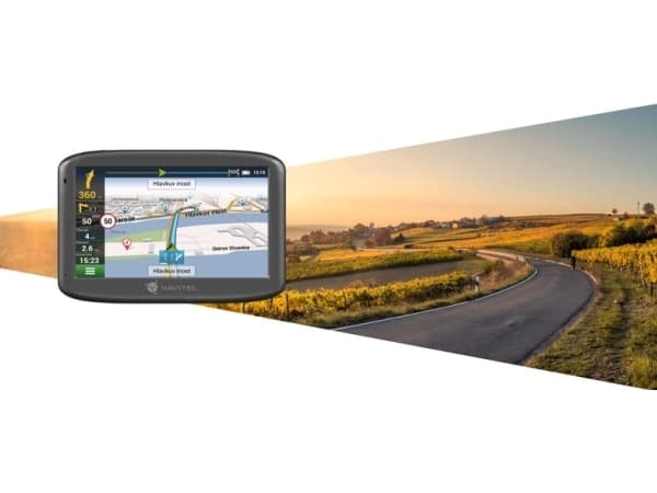 NAVITEL E505 MAGNETIC - GPS-navigator - for kjøretøy 5" bredskjerm