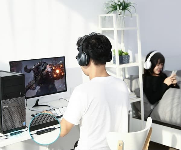 Ugreen Bluetooth 5.0 lähetin Langaton audiosovitin 3,5 mm miniliitäntä, musta (40761 CM107)
