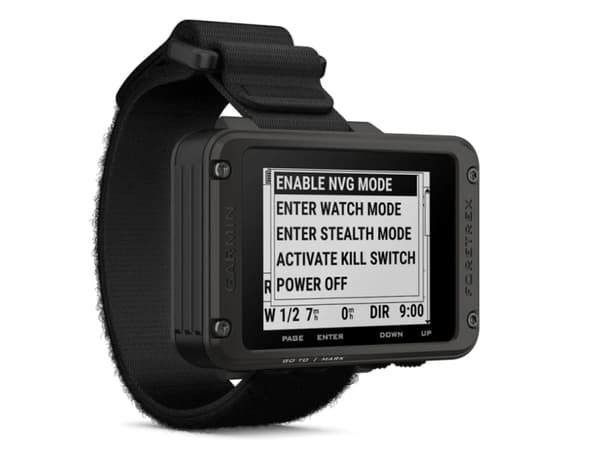 Garmin Foretrex 801, Personlig, Sort, Sjokkresistent, Temperatursikker, Vannbestandig, IPX7, 5,59 cm (2.2"), 320 x 240 piksler