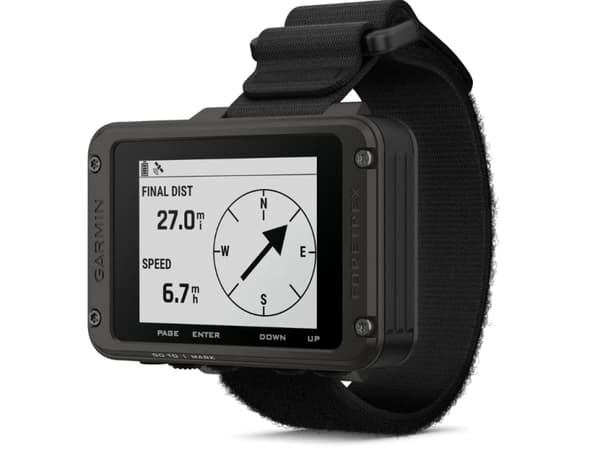 Garmin Foretrex 801, Personlig, Sort, Sjokkresistent, Temperatursikker, Vannbestandig, IPX7, 5,59 cm (2.2"), 320 x 240 piksler