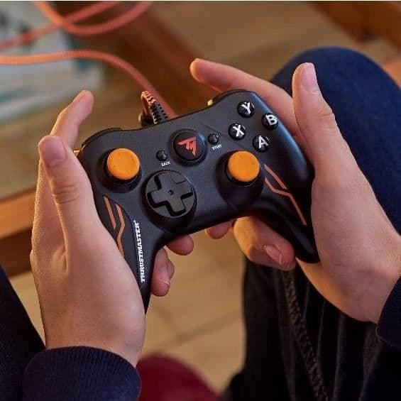 THRUSTMASTER GP XID PRO-styrenhet - PC / MAC