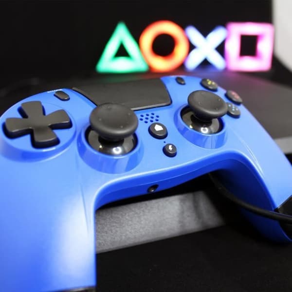Manette PS4 med kabel Gioteck VX4 - Ergonomisk design - Jackuttag 3,5 - Blå