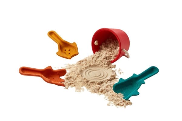 Plan Toys - Sandleksak, hink och spadar
