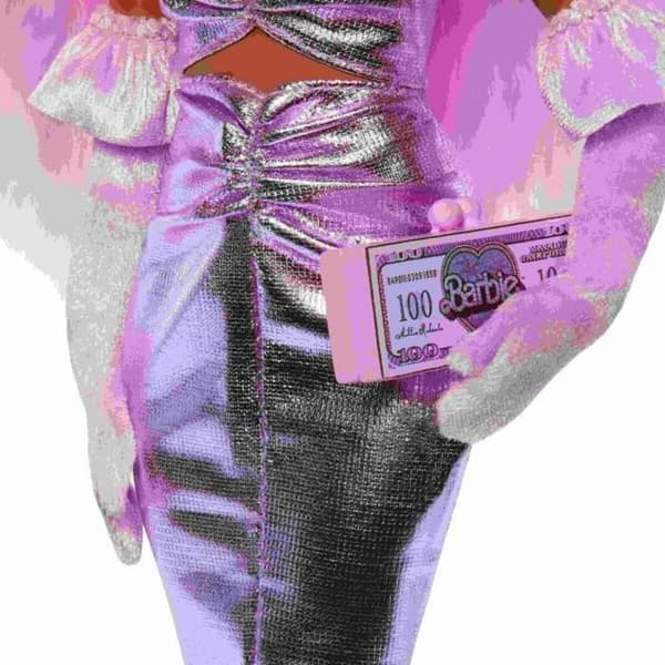 Doll Barbie HYV25