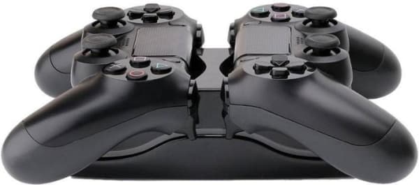 Dobbel ladestasjon for PS4-kontrollere