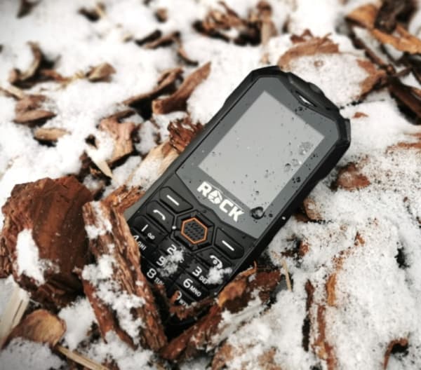 eSTAR ESTARROCK, Bar/Sperre, Dobbel SIM, 6,1 cm (2.4"), 0,08 MP, 1800 mAh, Sort