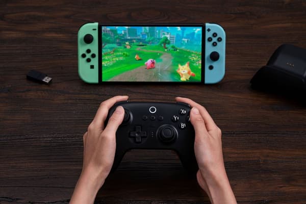 8BitDo Ultimate Bluetooth Controller, sort, Switch / PC