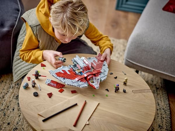 Lego Star Wars 75362 - Ahsoka Tanos T-6 Jedi-skyttel