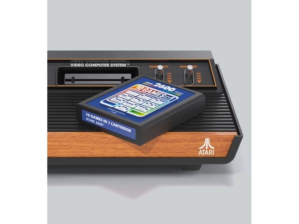 Atari 2600+, Atari 2600+, Lajittelu, Oranssi, HDMI, USB Type-C, Atari 2600+ pelijärjestelmä Atari CX40+ Joystick Atari 10-in-1 pelikasetti HDMI-kaape