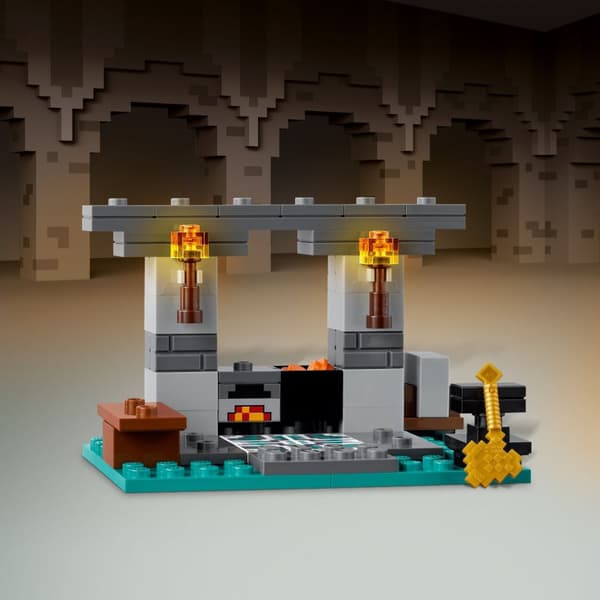 LEGO Minecraft 21252  - Asevarasto