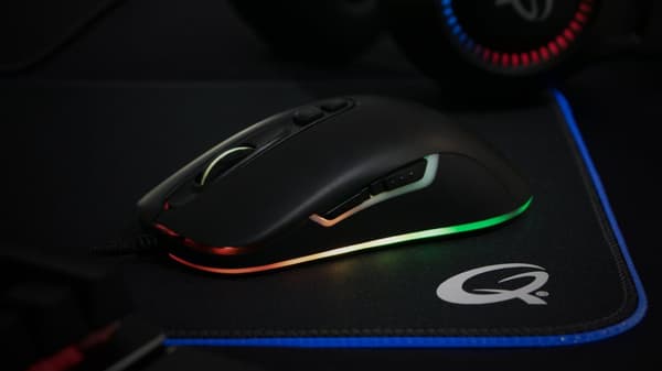QPAD DX 80 FPS Gamingmus