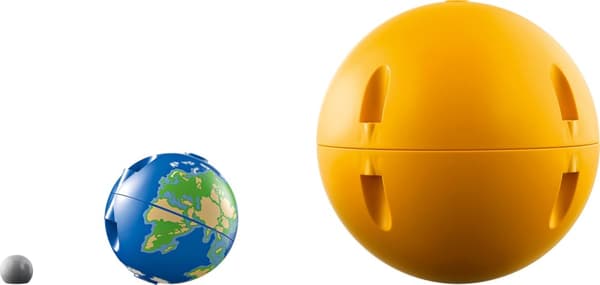 LEGO Technic 42179  - Planet Earth and Moon in Orbit
