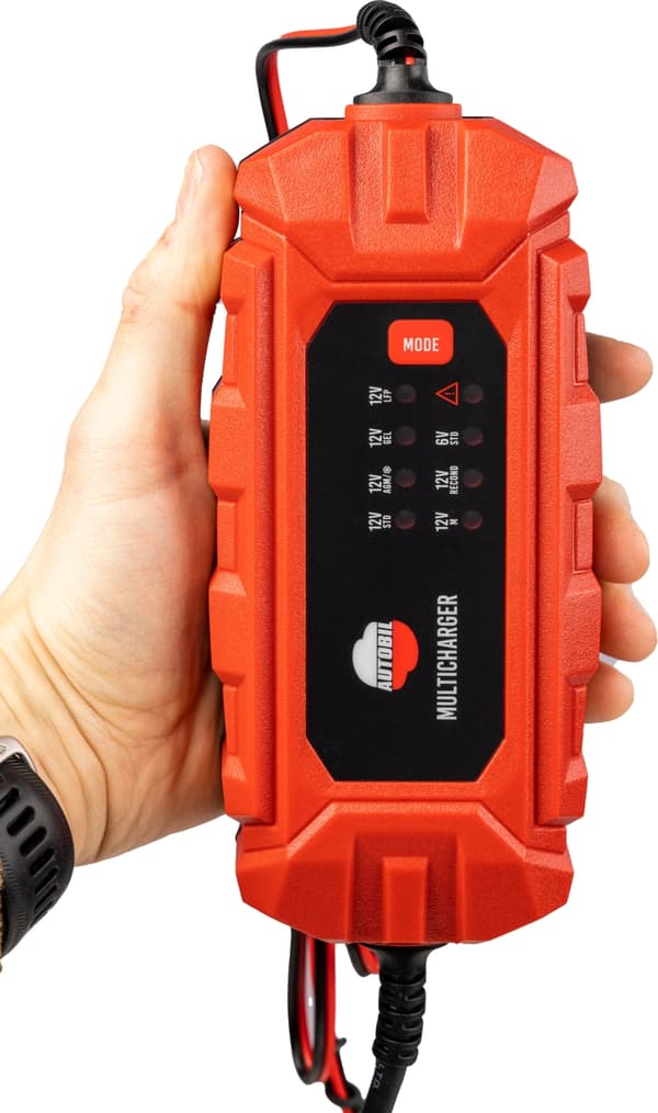 Autobil MultiCharger 12V -akkulaturi