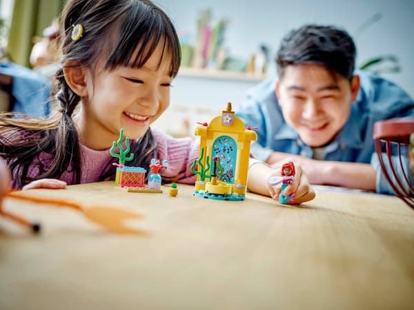 LEGO Disney Princess 43235 - Ariels scenekostyme