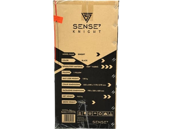 SENSE7 Knight lenestol i svart stoff