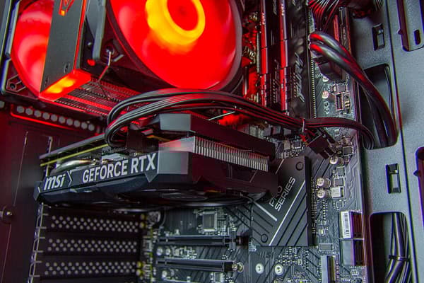 HAL3000 MČR Finale Pro 4060 Ti 16G / Intel i5-13400F/ 32GB/ RTX 4060 Ti 16G/ 1TB PCIe SSD/ WiFi/ W11