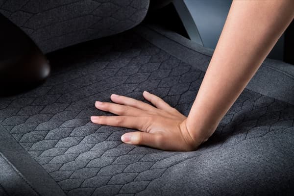 Razer Iskur V2 - Pelituoli - ergonominen - käsinojat - T-muotoinen - kallistettava - kääntyvä - ylellinen tekstiili - tummanharmaa