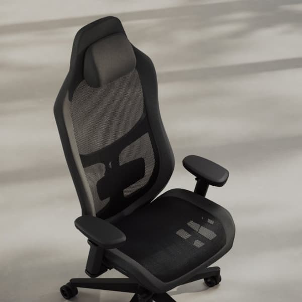 Fractal Design Refine Mesh Dark-spelstol, mörk