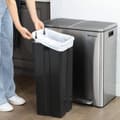 Pikkukuva 11 / 11: Roskapussit - Valkoisella vetoketjulla - Universal Format