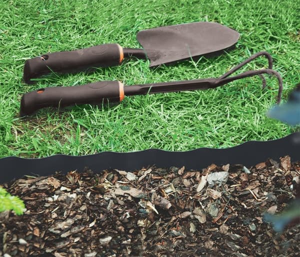 Set of 5 products. Lawn wavy board 9m x 10cm, brown
