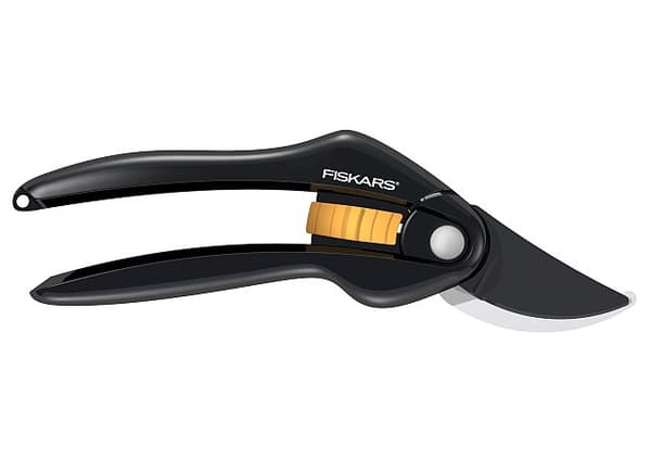 FISKARS SINGLESTEP P26 SAKSE SIKKERHED