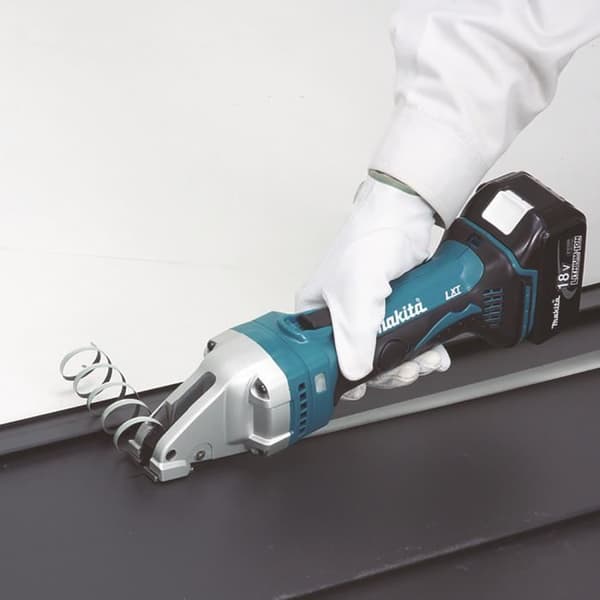 Makita 18V 1.0mm Treknivssax Makita DJS101Z 18V Li-Ion batteriplatta Saxkropp i Mbox (produkt