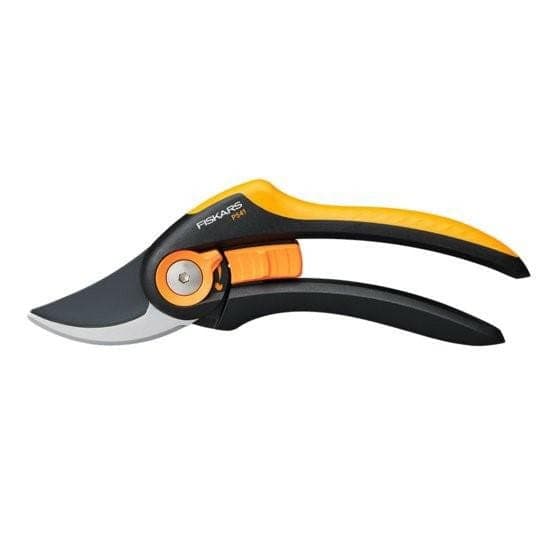 FISKARS PLUS -oksasakset P541