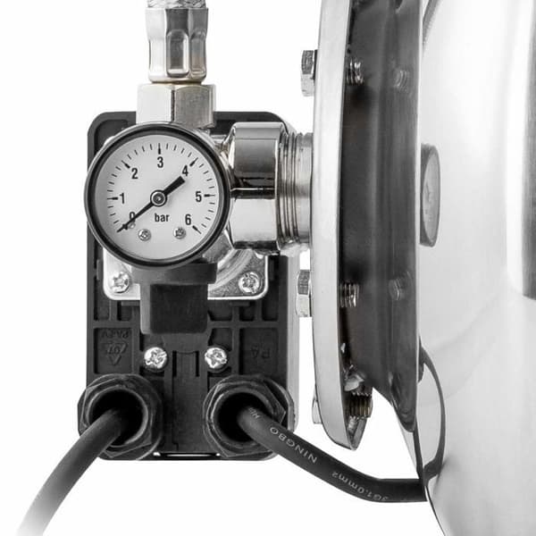 TROTEC Boosterpump / Automatisk vattenförsörjning TGP 1025 ES ES - 1000 watt - maxflöde 3300 l/h
