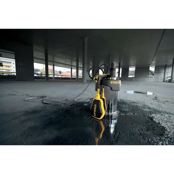 Källarvakuumpump - STANLEY - 750 W - Rostfritt stål - Justerbar flottör - Automatisk