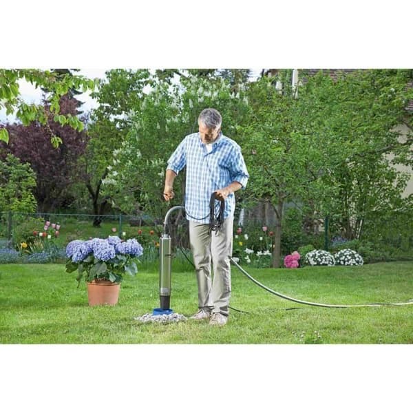 KÄRCHER BP 4 Dränkbar pump med djup brunn - 700 W - 4,3 bar - 4600 l/h