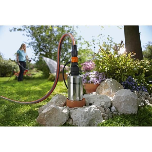 GARDENA 5500/5 dränkbar borrhålspump i rostfritt stål - 850W 4,5 bar