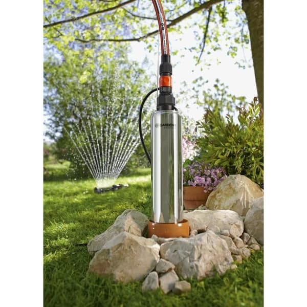 GARDENA 5500/5 dränkbar borrhålspump i rostfritt stål - 850W 4,5 bar