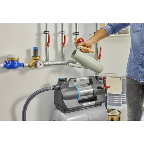 GARDENA 09067-61 Booster med tank 5600 SilentComfort 230 V 5600 l/h