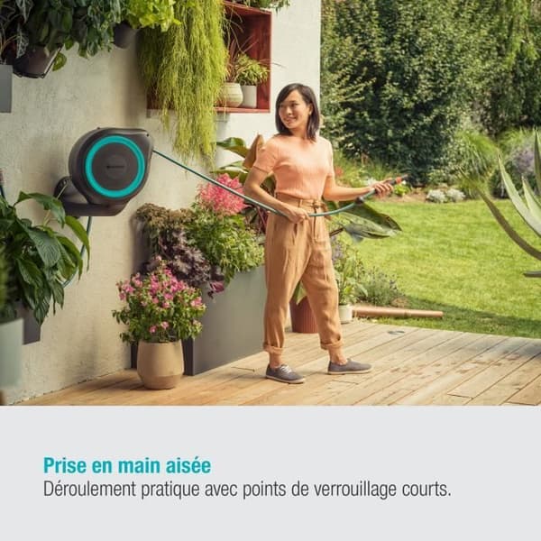 Automatisk väggmonterad slangupprullare RollUp M 20 m - GARDENA - Blå kant - Automatisk slangupprullning