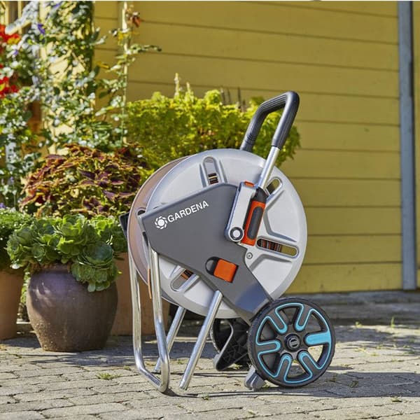 GARDENA AquaRoll M metallslangvinda med hjul
