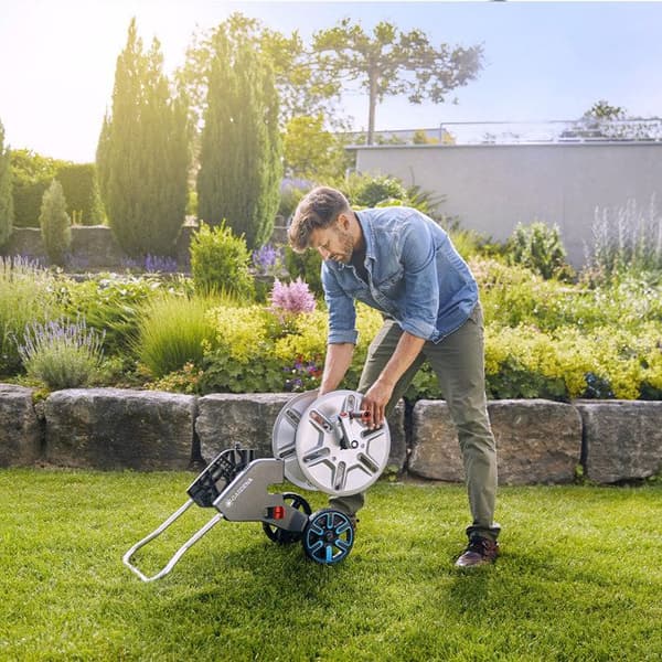 GARDENA AquaRoll M metallslangvinda med hjul