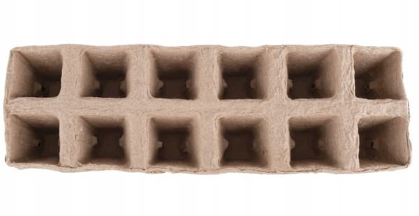 48 neliönmuotoisen ruukun setti taimille (6 cm) + 5 tarjotinta