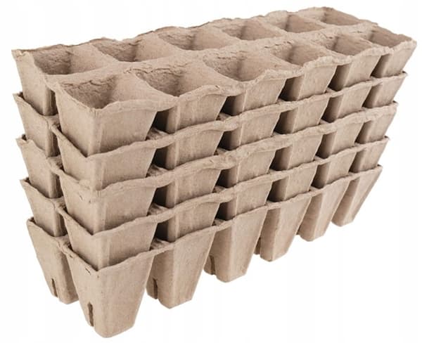 48 neliönmuotoisen ruukun setti taimille (6 cm) + 5 tarjotinta