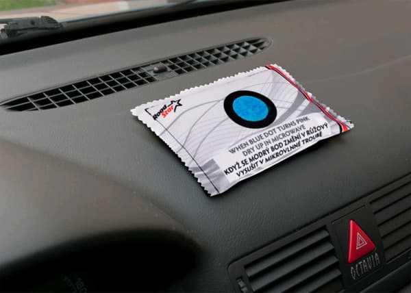 Kosteudenvaimennin autoon, vaatekaappiin, ruokakomeroon ilmaisimella, uudelleenkäytettävä!