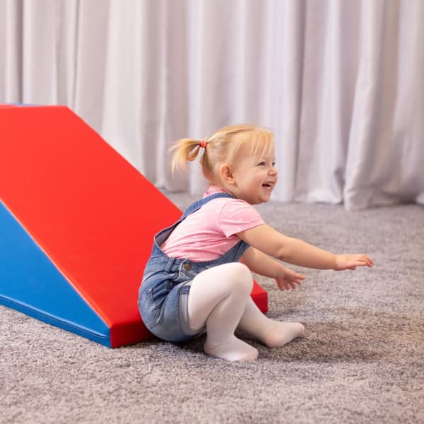 IGLU Soft Play Steg och skjut för småbarn 1-5 år Montessori Motorik Balans byggnad