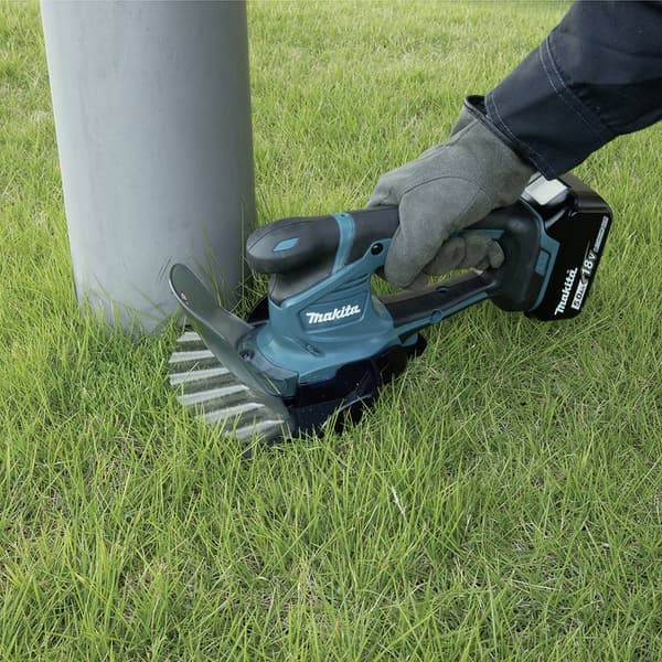 Makita DUM604RFX1 Grässax Batteri inkl. batteri, inklusive laddningsstation 18 V Li-Ion
