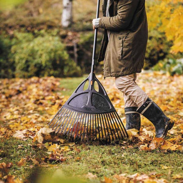 Fiskars Lehtiharava Xl Solid Hopeinen