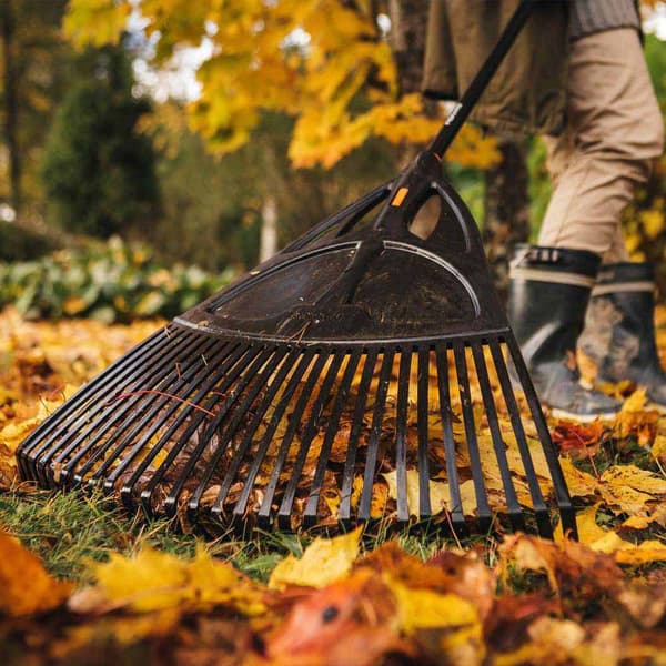 Fiskars Lehtiharava Xl Solid Hopeinen