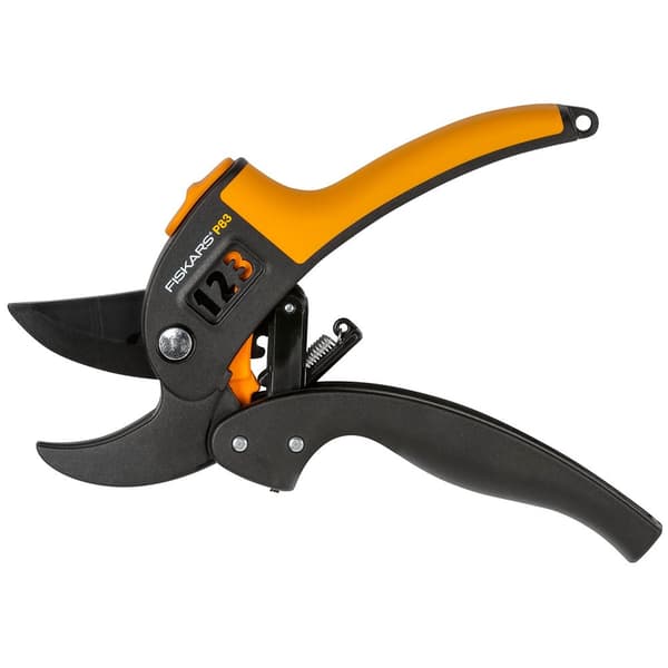 Fiskars Powerstep P83 Sort