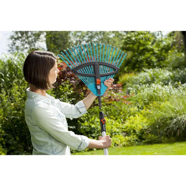 Gardena Kvast Lämnar Trädgård Combisystem 35-52 Cm Blå