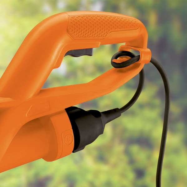 Black+Decker Gresstrimmer 300W med lav vekt